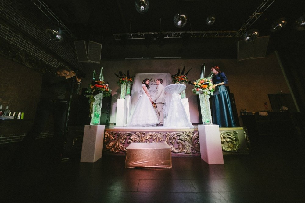 29.08.2014. Свадьба очаровательной пары Василия и Екатерины. Красивая пара и красивая свадьба. Ресторан «FOUR ROOMS». Фотограф Эдуард Гебель. Организаторы Лилия Валяйкина и Ольга Логинова. Cвет и звук регистрации RS LIGHT&SOUND. Флористика Цветочный салон Магия цветов. Оформление Студия декора Весна. 
