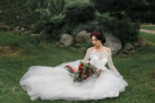 Невеста в образе Белоснежки