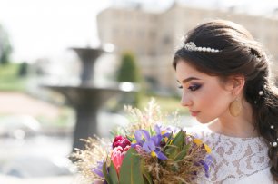 Украшение для прически из жемчуга