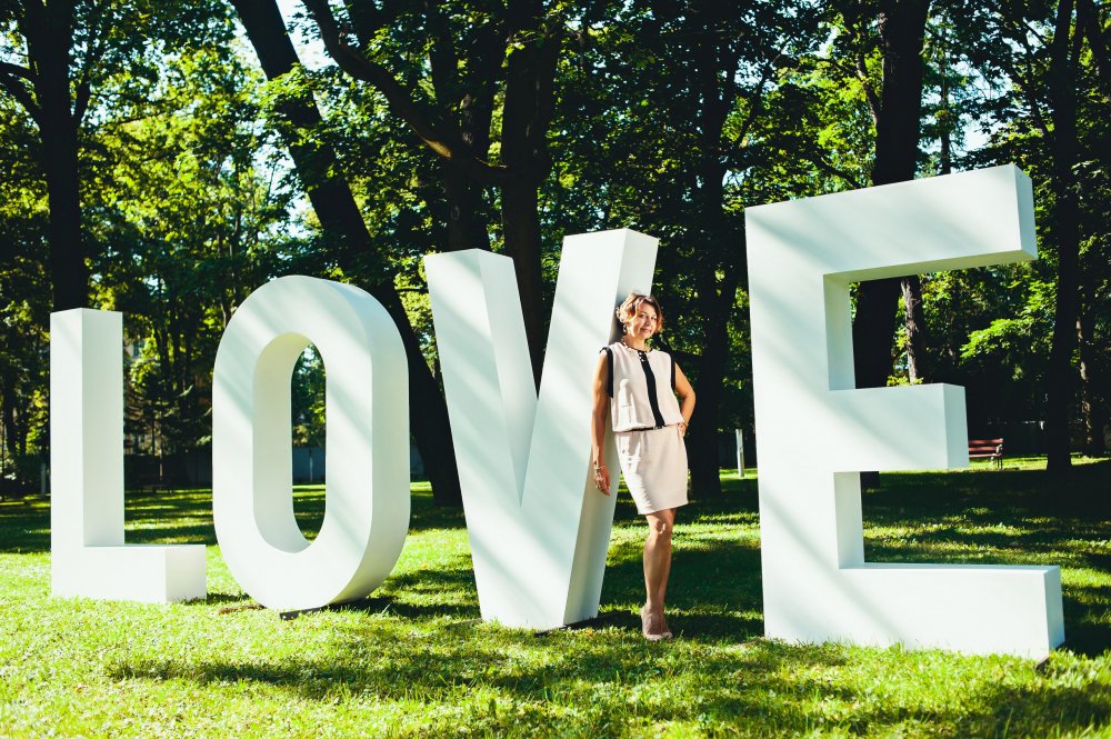 Деревянные LOVE высотой 2м
