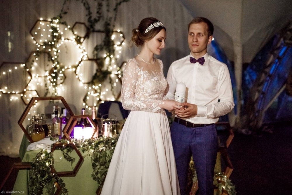 Виноградная свадьба. Стол молодоженов