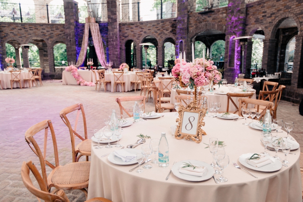 Классическая замковая свадьба в Немчиновке