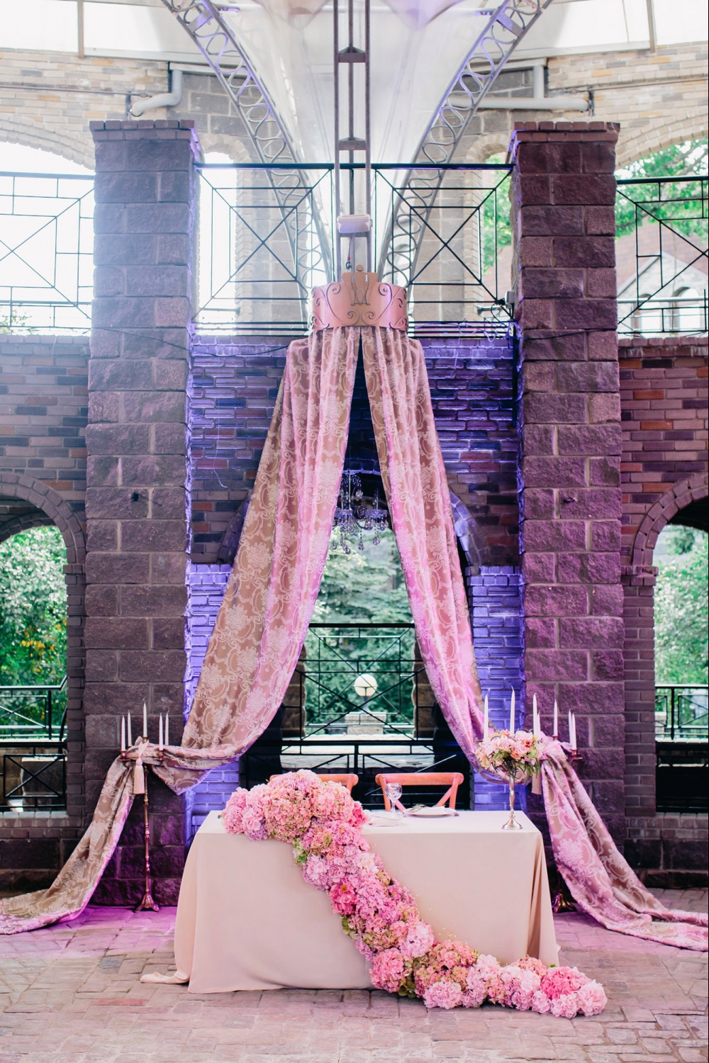 Классическая замковая свадьба в Немчиновке