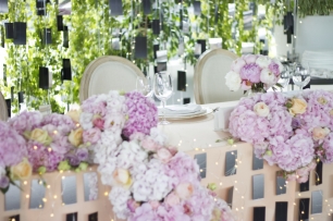 Стол молодоженов