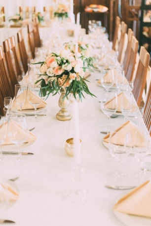 Стильное, элегантное оформление гостевых столов