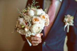 Букет невесты с пионовидными розами