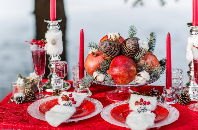 романтичная зимняя свадьба, хлопок, шишки и ягоды в декоре свадьбы, декор CANDY BUFFET GALLERY