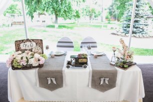 Декор стола молодоженов в стиле шебби-шик