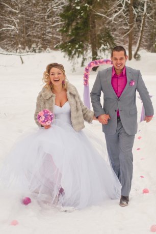 Яркая зимняя свадьба
