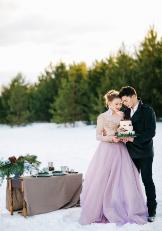 зимняя фотосессия лав стори, пикник в зимнем лесу, декор БУКЕТ-ДЕКОР