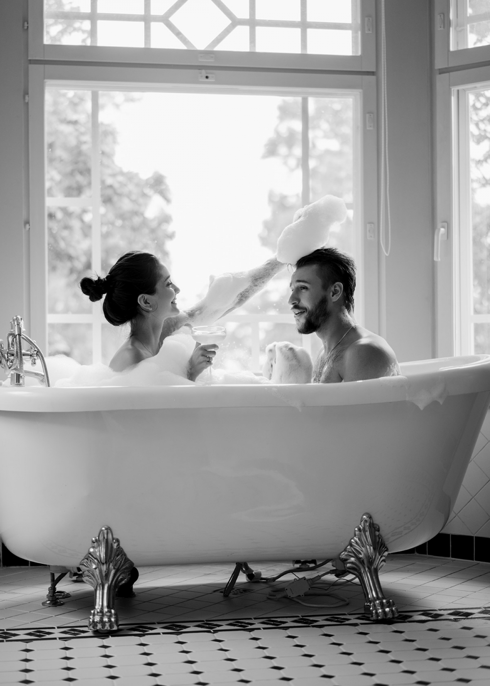 картинки влюбленных в ванне