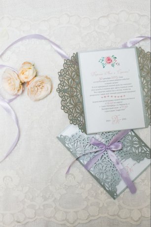 Приглашения с элементами лазерной резки