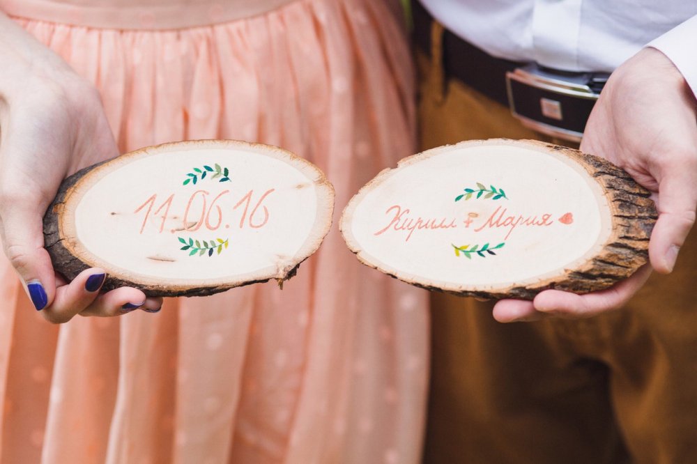 Фотосессия Жениха и Невесты в лесу. Аксессуары- Royalwed.ru