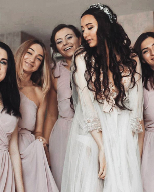 Платья подружек невесты из шифона.