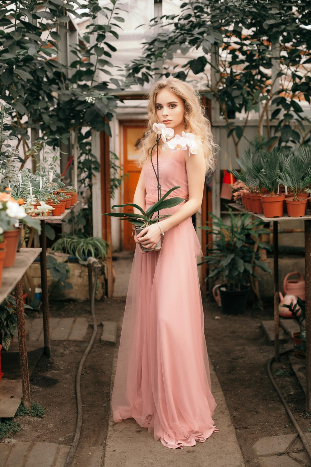 Платье трансформер с фатиновыми лентами