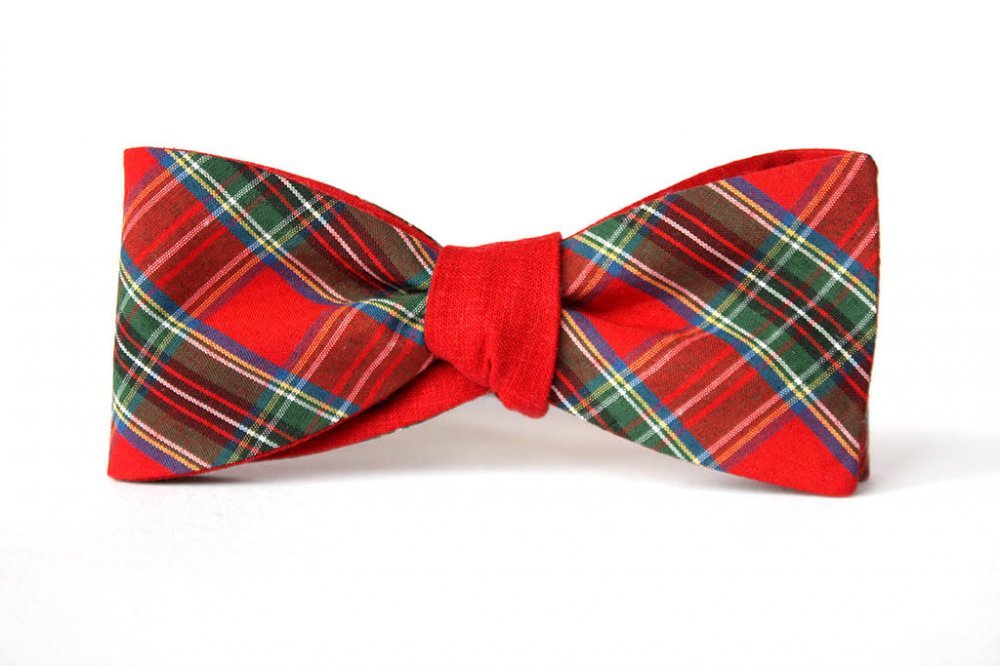 Reverse Side 4 in 1 100% cotton men's self tied Bow Tie

Галстук-бабочка ручной работы, оснащён слайдером для регулировки по обхвату шеи и крючком для расстегивания не развязывая. Галстук-бабочку вы получаете завязанным, в подарочной упаковке с инструкцией по завязыванию.

100% Cotton self-tie bow tie, straight
Hand Made in Prague, Czech Republic, EU
Dry clean
Warm iron if needed.
Width 5" / 12cm, Length 2" / 6cm
Product Code: CR028

1150 руб. *включая стоимость доставки