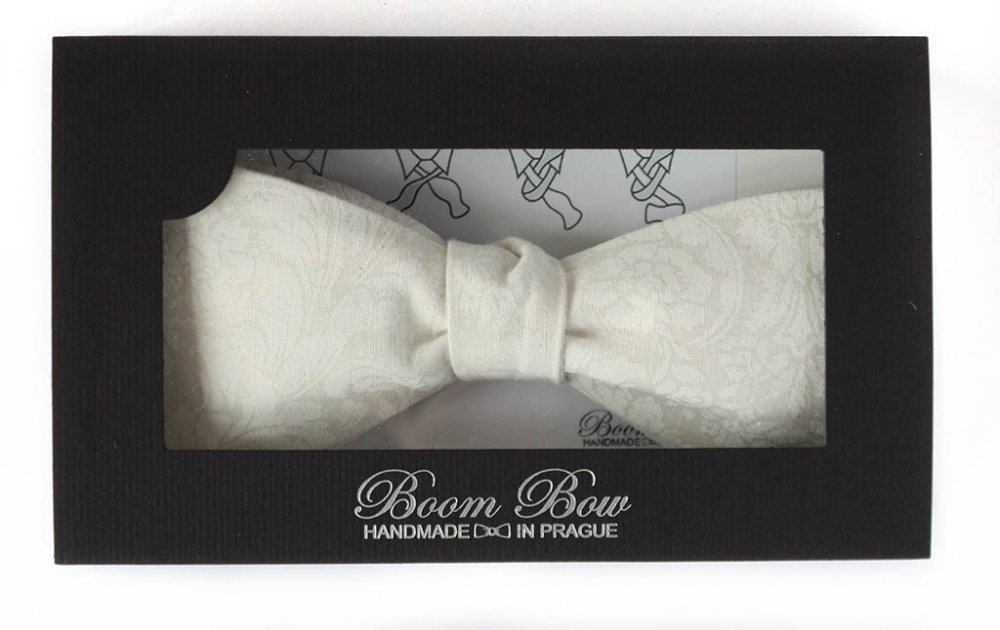 Wedding White Milk 100% cotton men's self tied bow tie

Галстук-бабочка ручной работы, оснащён слайдером для регулировки по обхвату шеи и крючком для расстегивания не развязывая. Галстук-бабочку вы получаете завязанным, в подарочной упаковке с инструкцией по завязыванию.

100% cotton self-tie bow tie.
Hand Made in Prague, Czech Republic, EU
Dry clean
Warm iron if needed.
Width 5" / 12cm, Length 2" / 6cm
Product Code: C006

1150 руб. *включая стоимость доставки