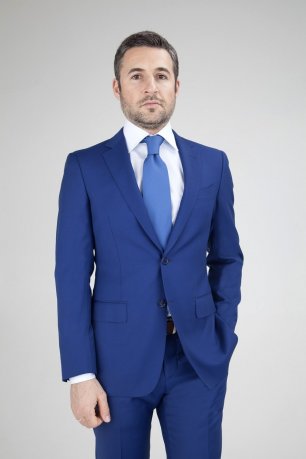 Ярко-синий костюм Albione