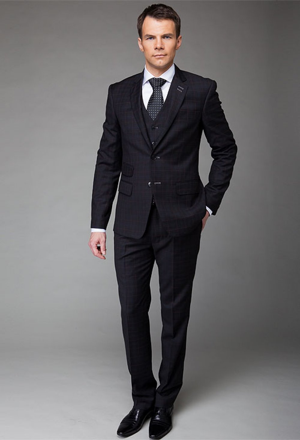 Костюм тройка