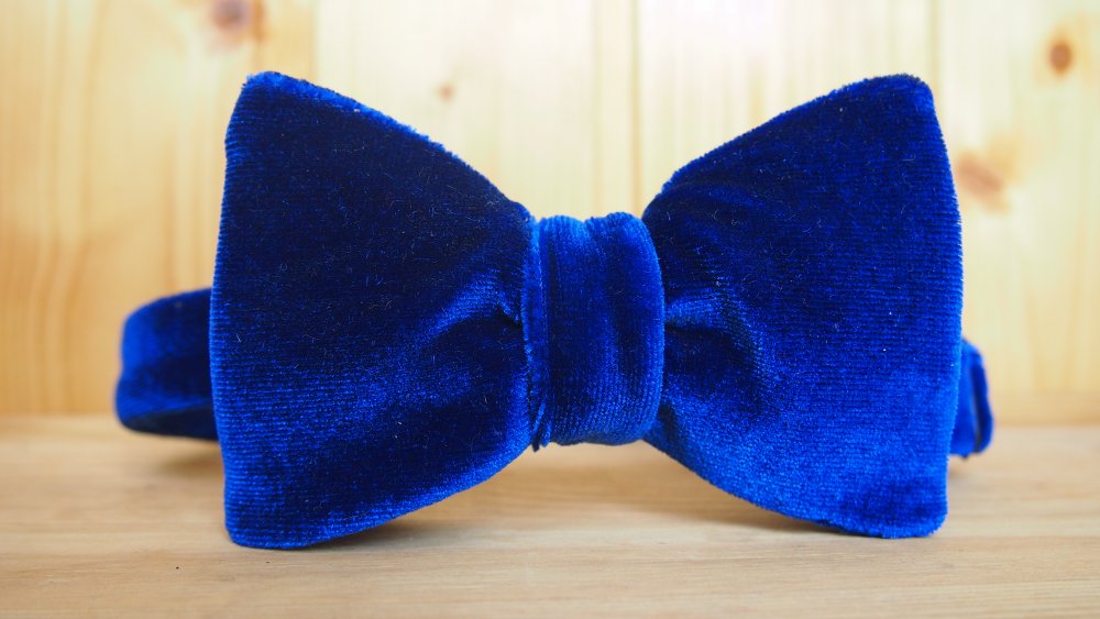 Бархатный галстук-бабочка