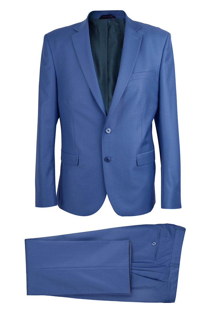 Костюм премиум класса, Slim fit (прилегающий) силуэт. Ткань модного тёмно-голубого цвета с оттенком лаванды. Пиджак застёгивается на 2 петли и пуговицы, 1 нагрудный карман листочка, 2 боковых кармана с клапанами. По спинке 2 шлицы, которые придают особое изящество костюму. На подкладке обработано 3 кармана, 1 застёгивается на пуговицу, сама подкладка оригинального цветового решения и дизайна. Брюки с слегка заниженной талией, прямого покроя с традиционной застежкой, ширина брюк по низу = 19 см. На поясе предусмотрены шлевки для ремня. Стильный и элегантный вариант для делового мужчины.