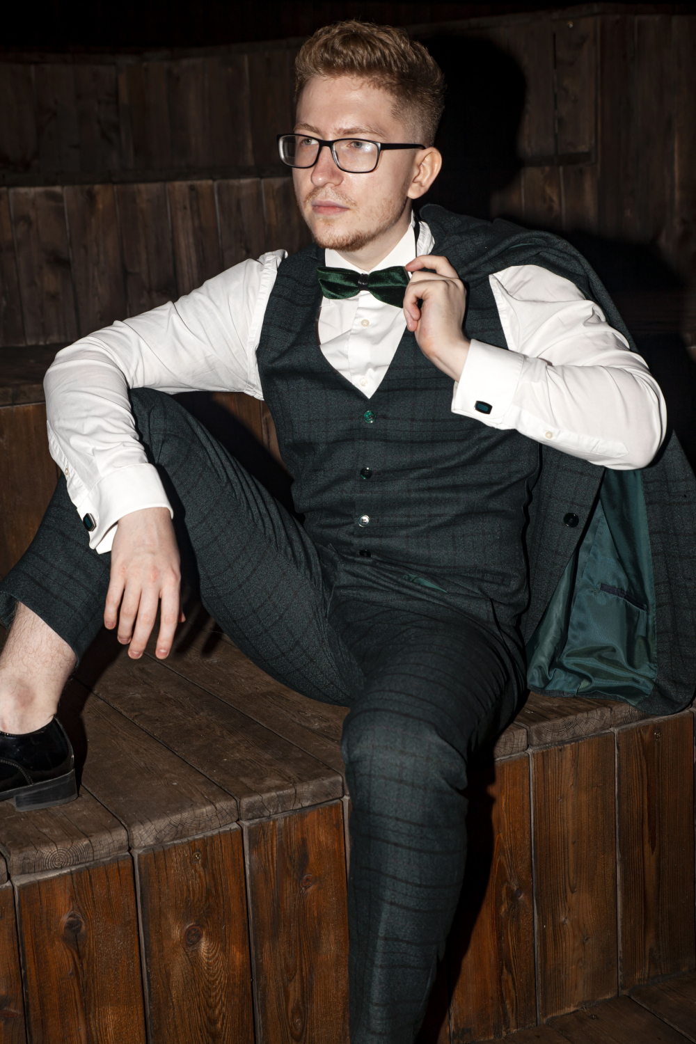 Прокат мужских костюмов и аренда смокингов RoSS в Новосибирске 