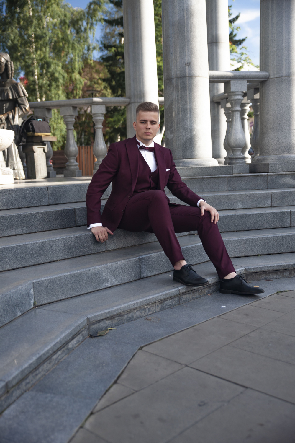 Прокат мужских костюмов и аренда смокингов RoSS в Новосибирске 