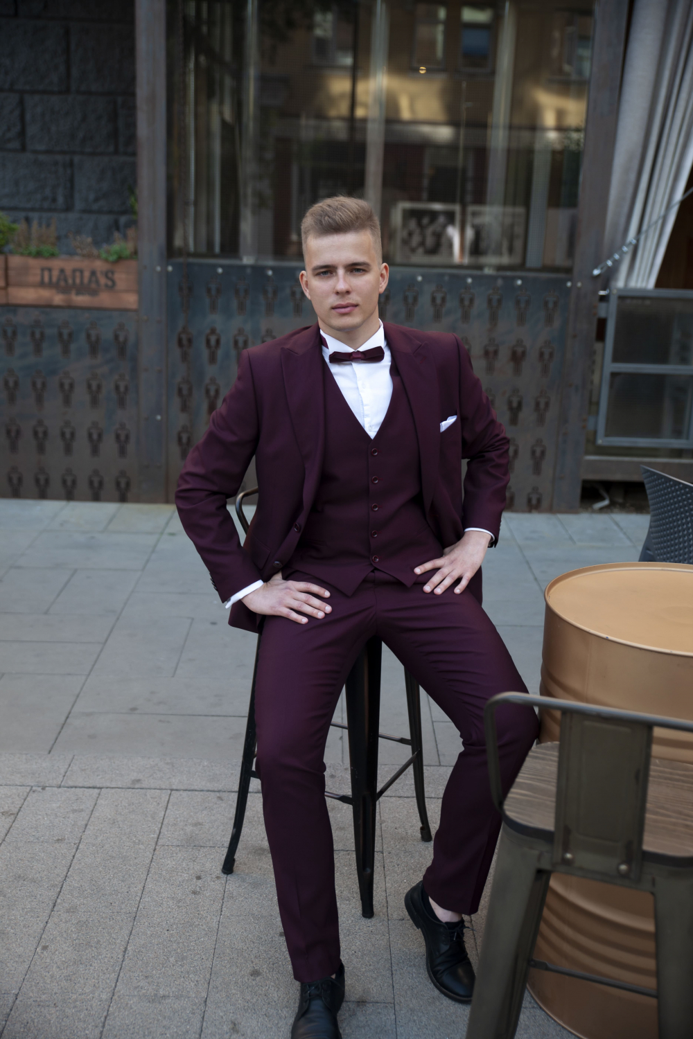 Прокат мужских костюмов и аренда смокингов RoSS в Новосибирске 