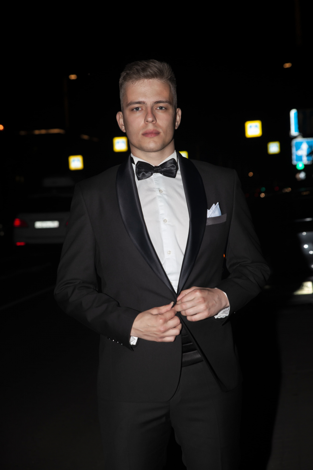 Прокат мужских костюмов и аренда смокингов RoSS в Новосибирске 