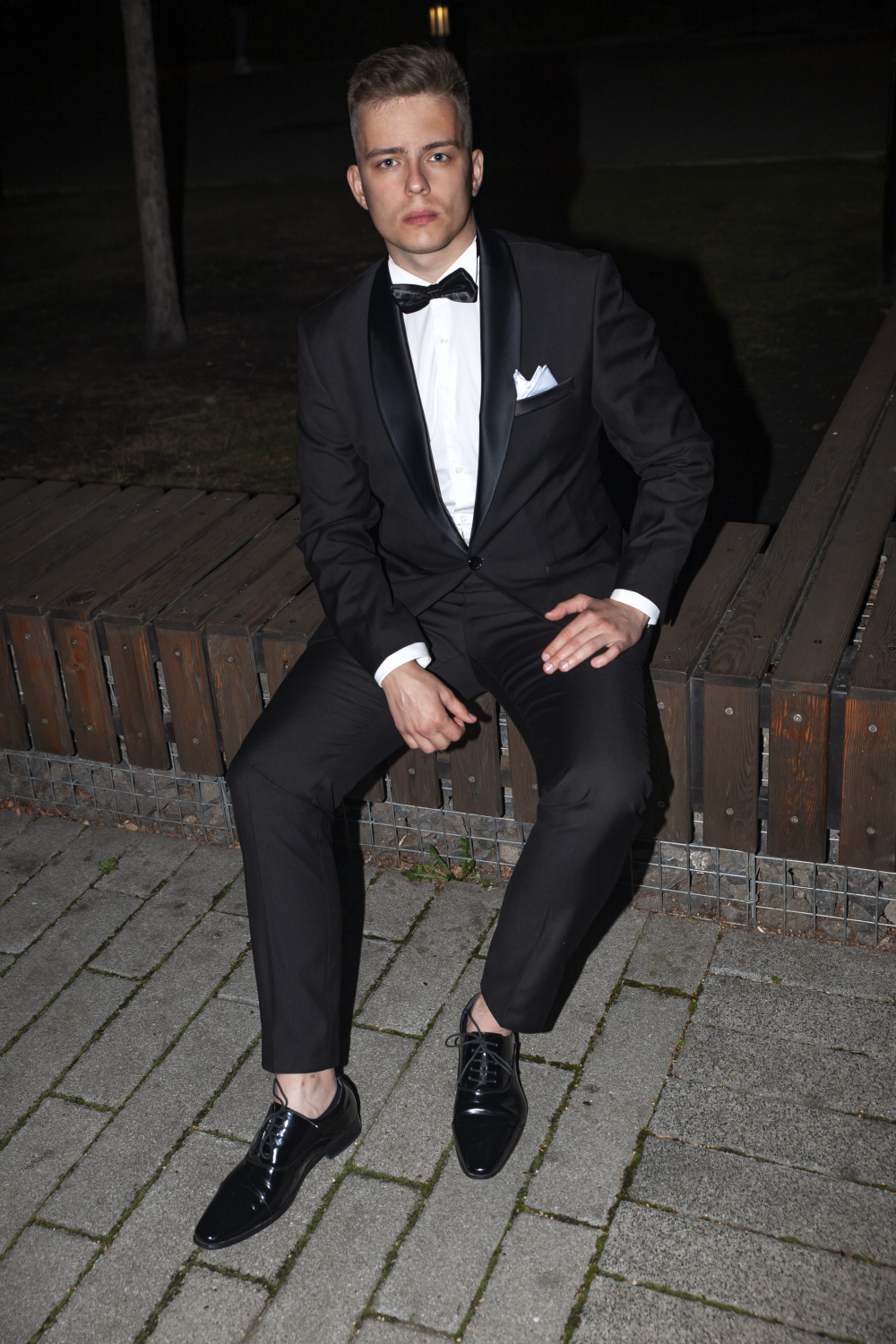 Прокат мужских костюмов и аренда смокингов RoSS в Новосибирске 