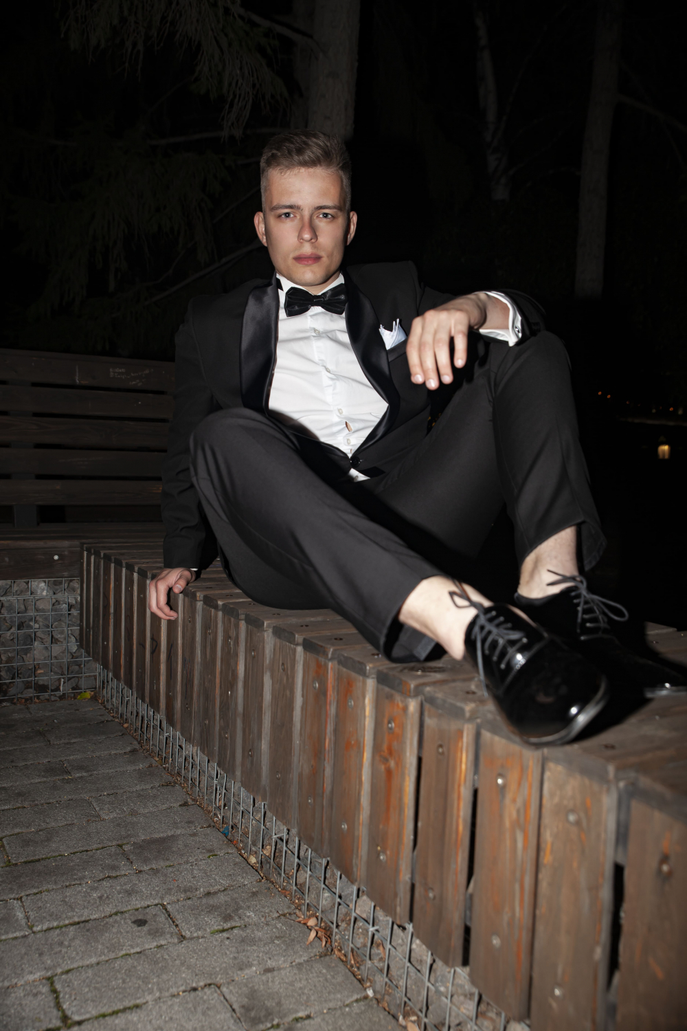 Прокат мужских костюмов и аренда смокингов RoSS в Новосибирске 