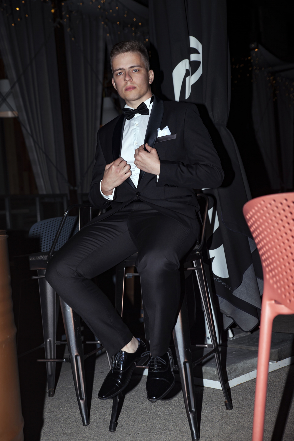 Прокат мужских костюмов и аренда смокингов RoSS в Новосибирске 