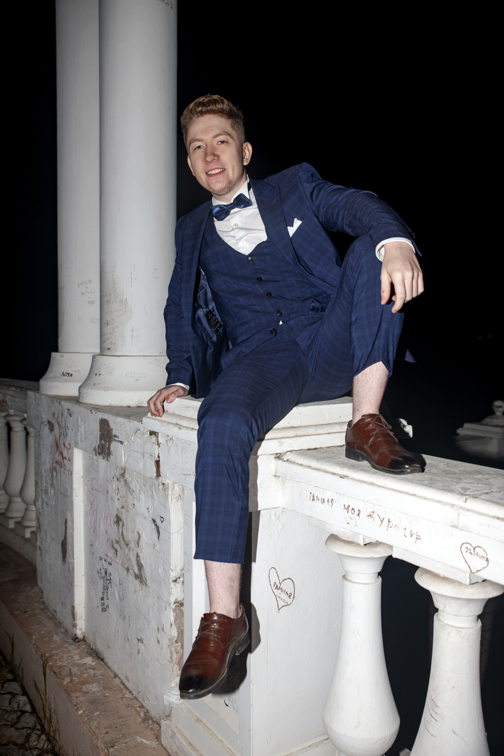 Прокат мужских костюмов и аренда смокингов RoSS в Новосибирске 