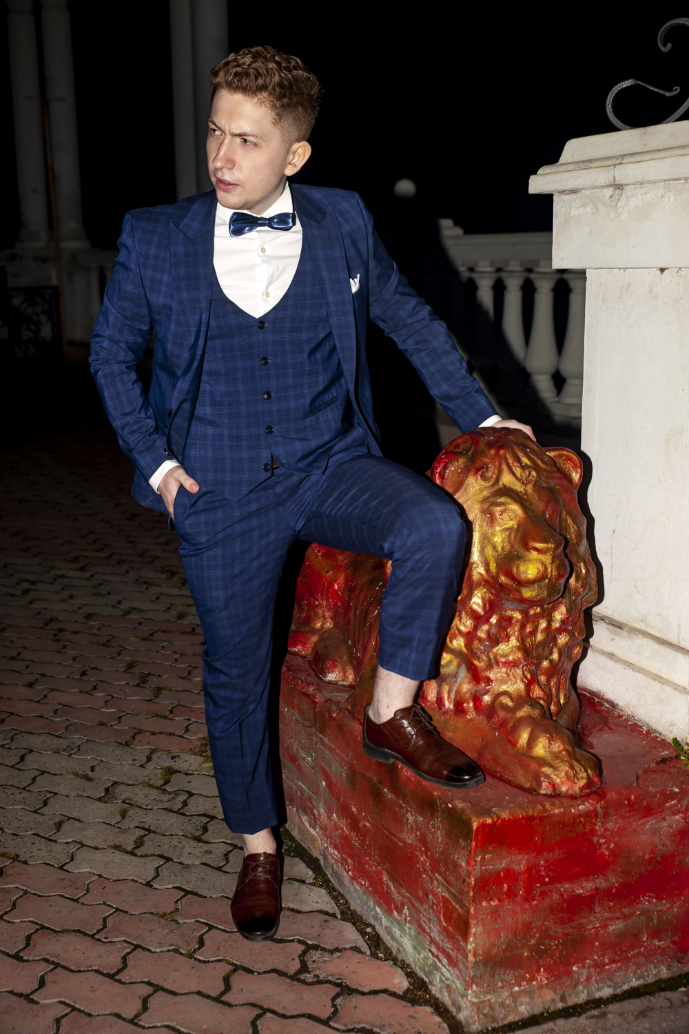 Прокат мужских костюмов и аренда смокингов RoSS в Новосибирске 