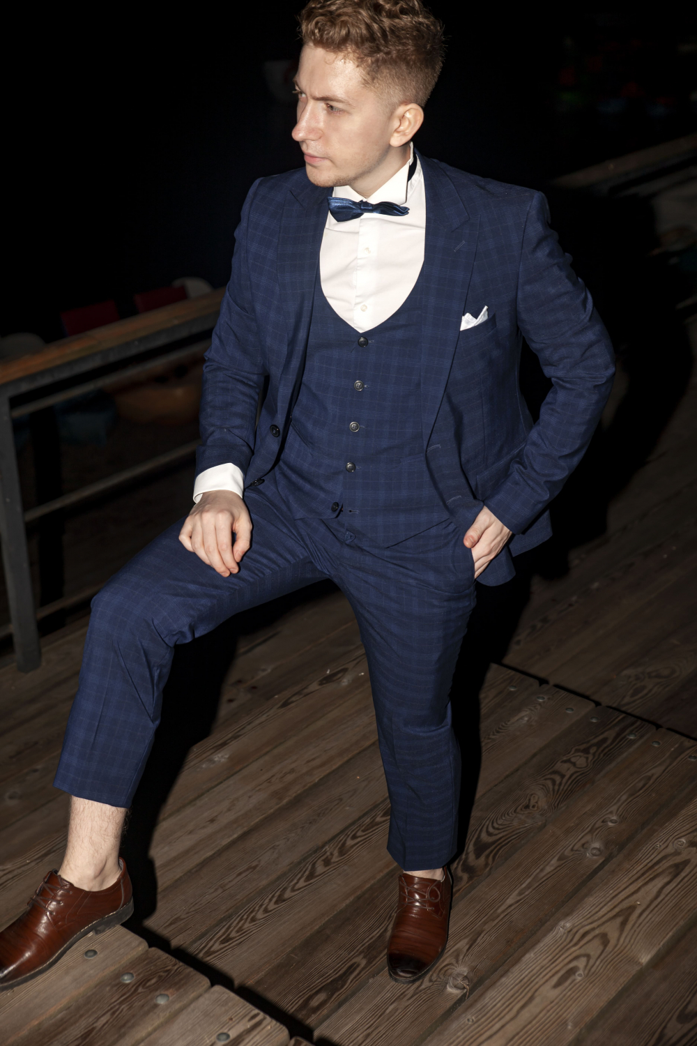 Прокат мужских костюмов и аренда смокингов RoSS в Новосибирске 