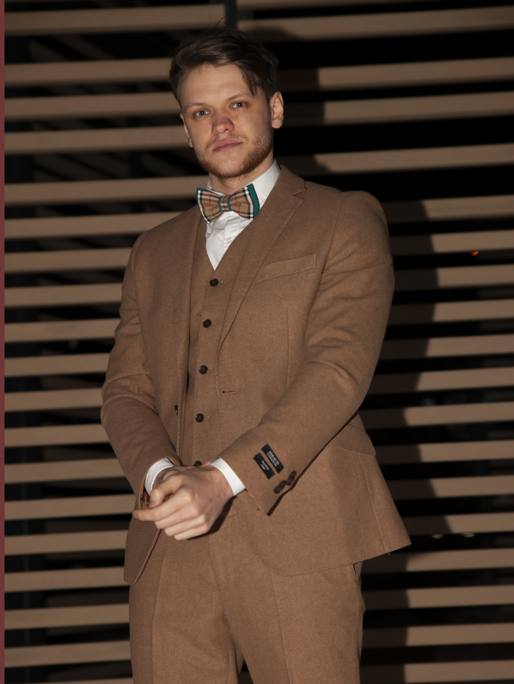 Каждая деловая встреча после её проведения должна оставлять приятное послевкусие. Подготовьтесь к ней как следует. И не забудьте о внешнем виде! #businesscasual от #ross