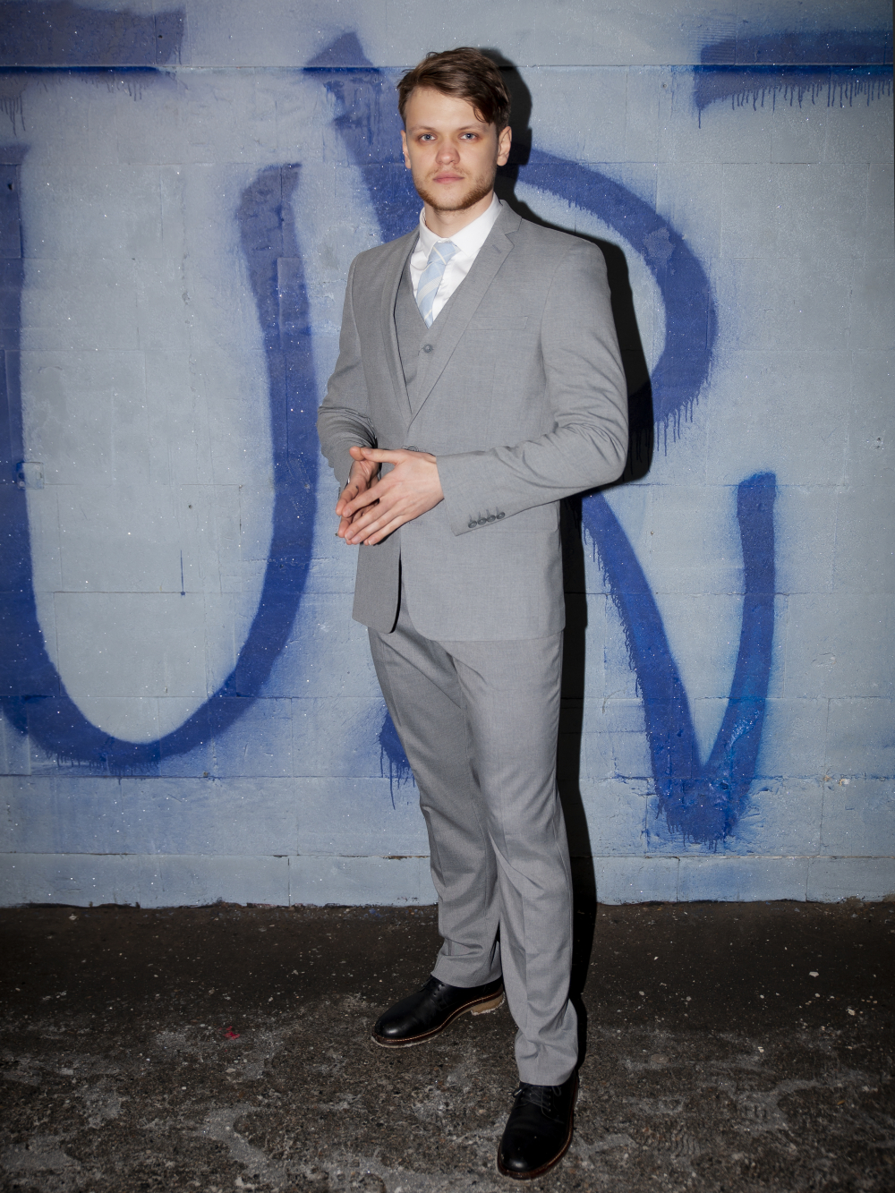 Куда угодно, к кому угодно, неважно зачем. #semi-formal от #ross