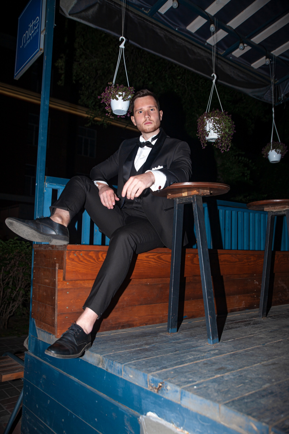 Прокат мужских костюмов и аренда смокингов RoSS в Новосибирске 