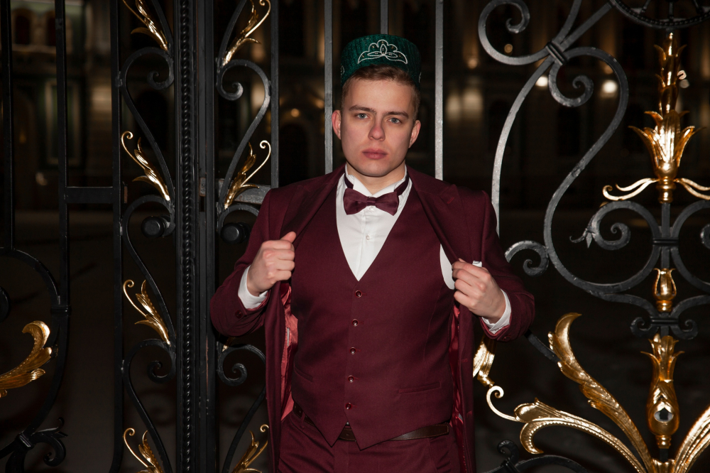 Прокат мужских костюмов и аренда смокингов RoSS в Новосибирске 