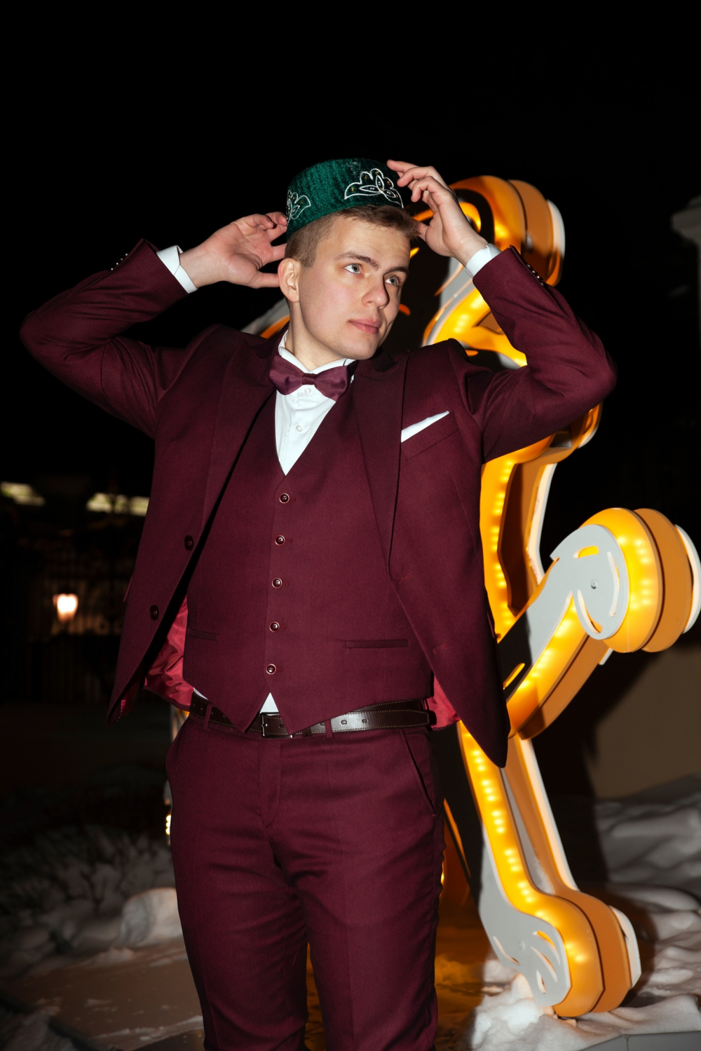 Прокат мужских костюмов и аренда смокингов RoSS в Новосибирске 