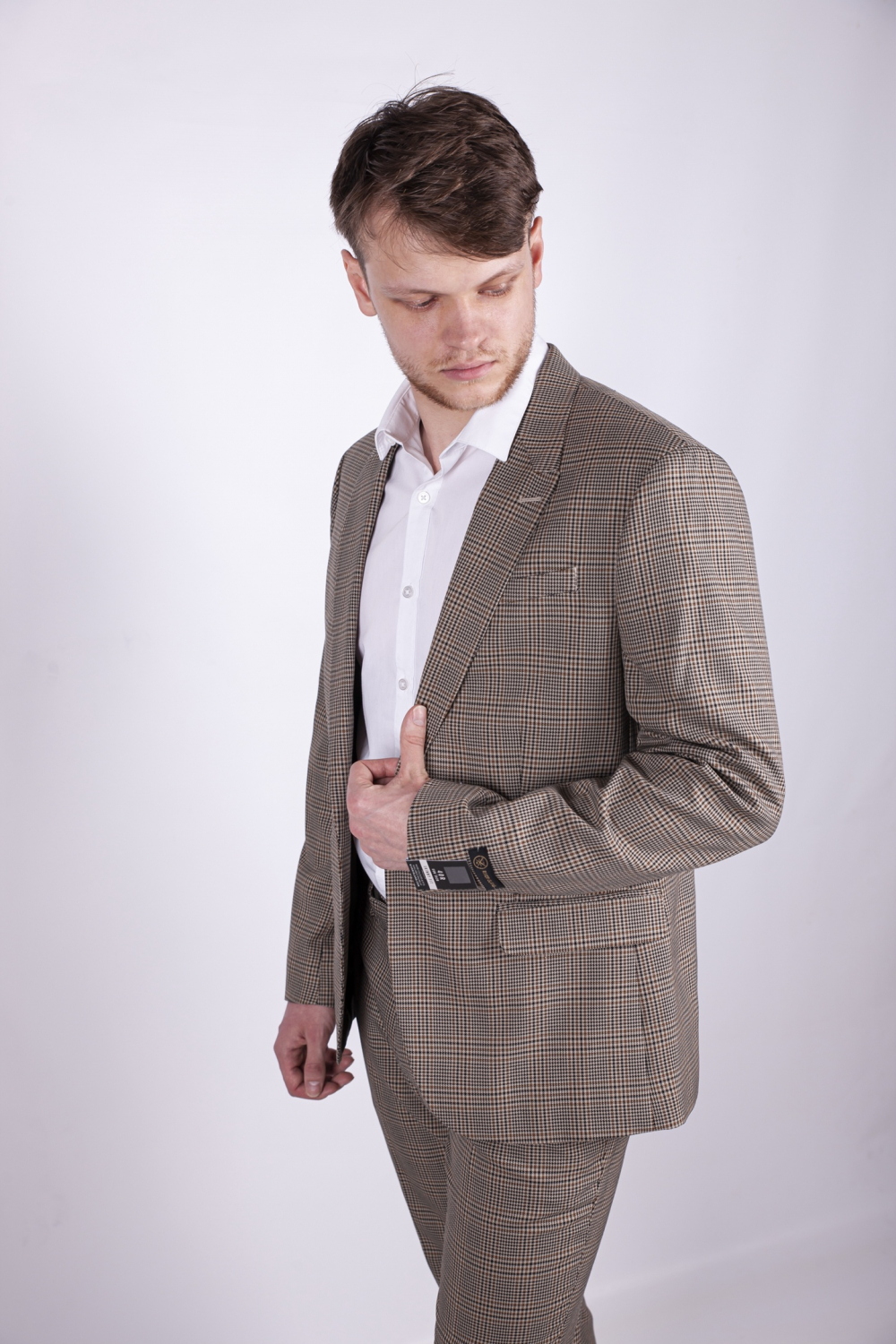 Аренда свадебного костюма