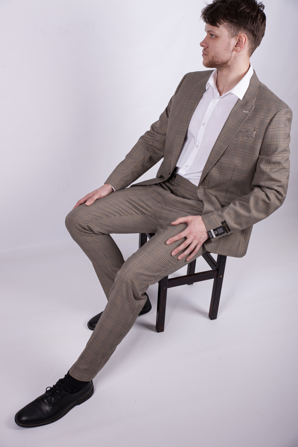 Аренда свадебного костюма