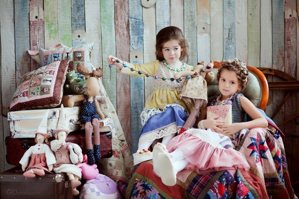 Мебель для куклы в винтажном стиле