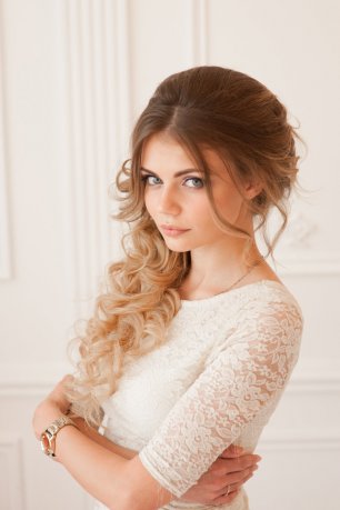 Греческое плетение, коса из локонов