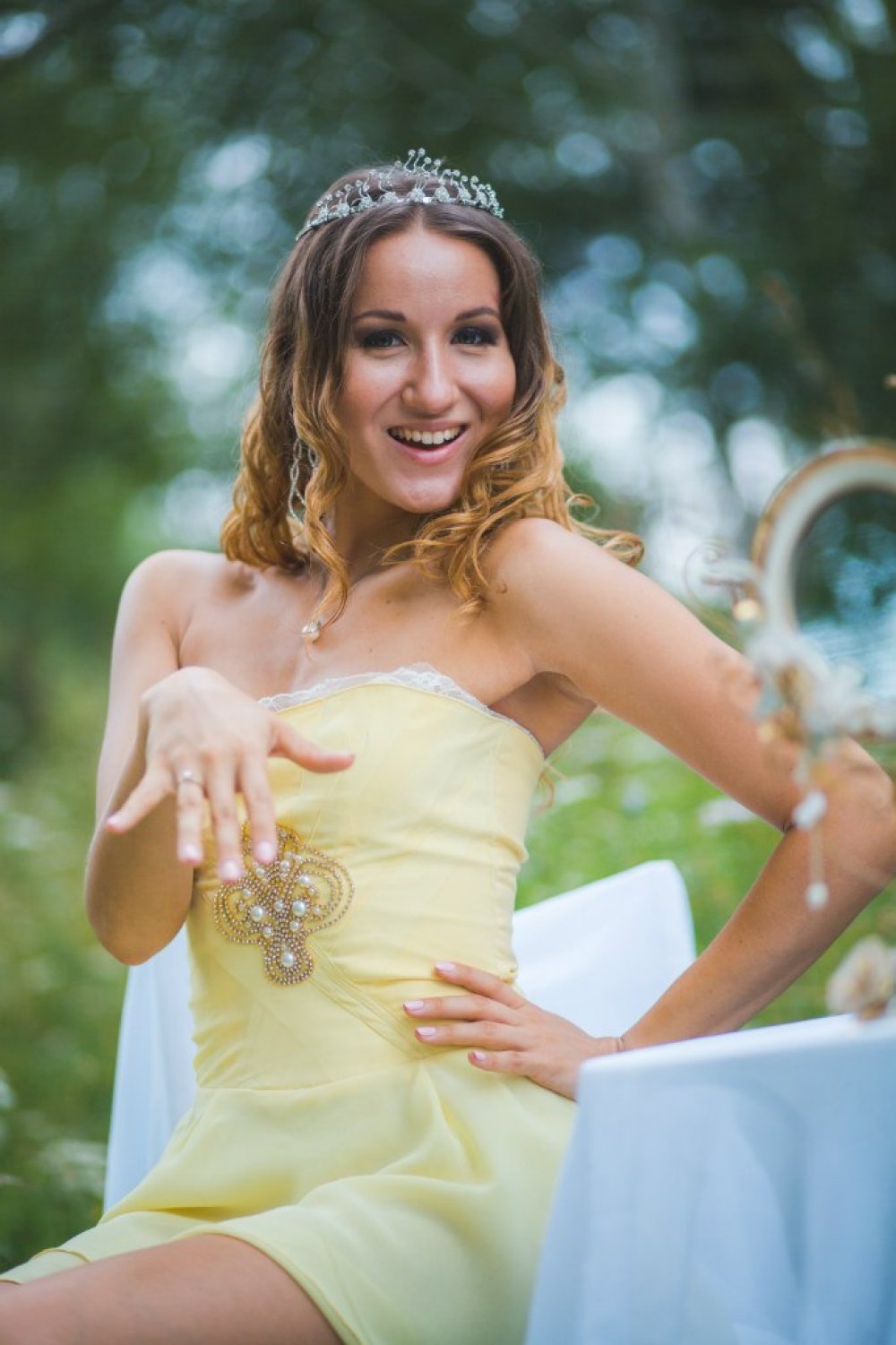 Свадебный макияж. Дополнительнение ресницы.