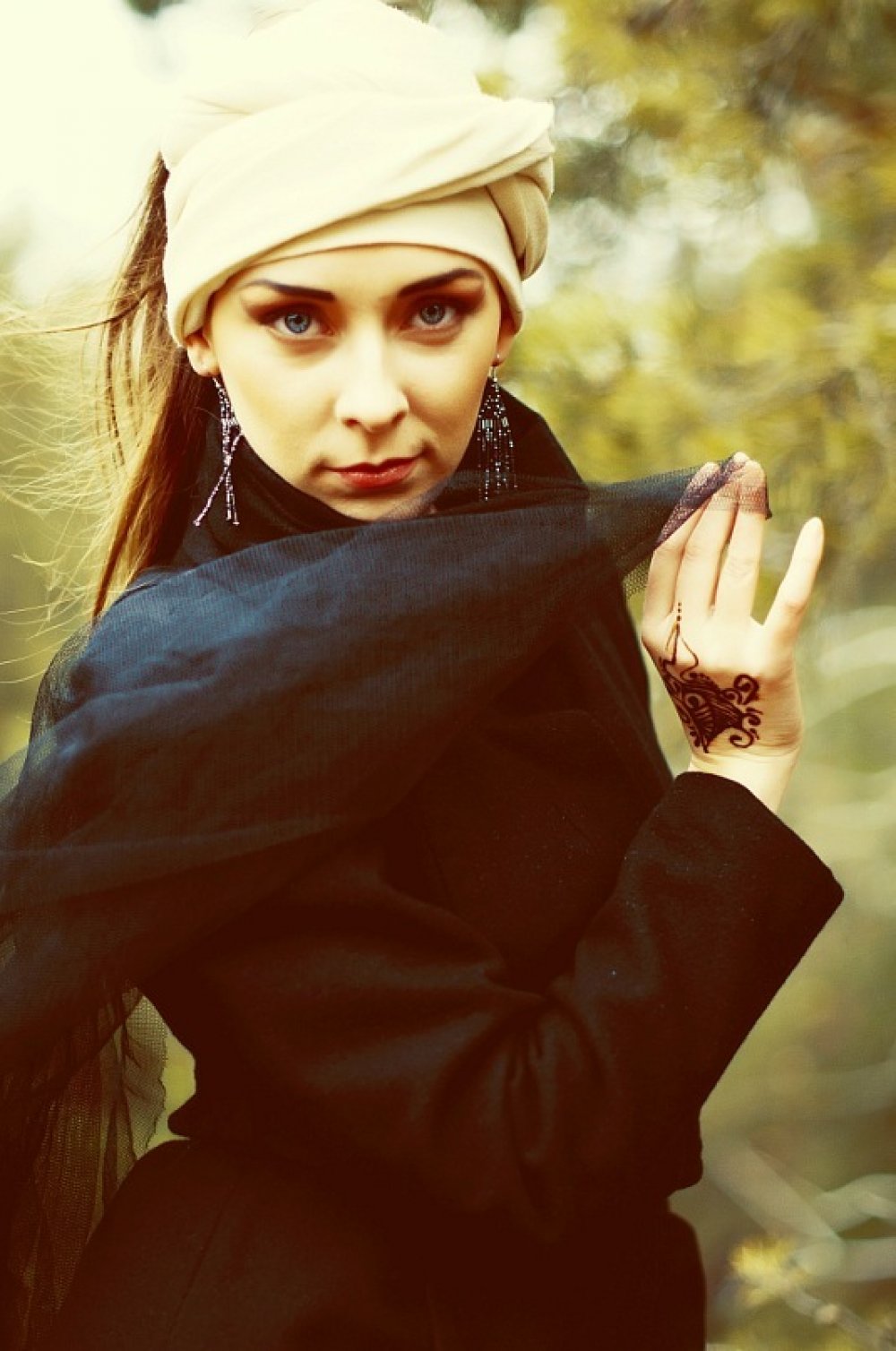 Вечерний макияж, мехенди