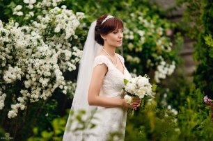 Прическа и макияж на волосы средней длины (без репетиции)