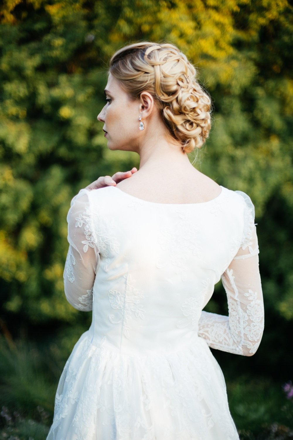 Макияж, прическа + репетиция 10 000 руб.