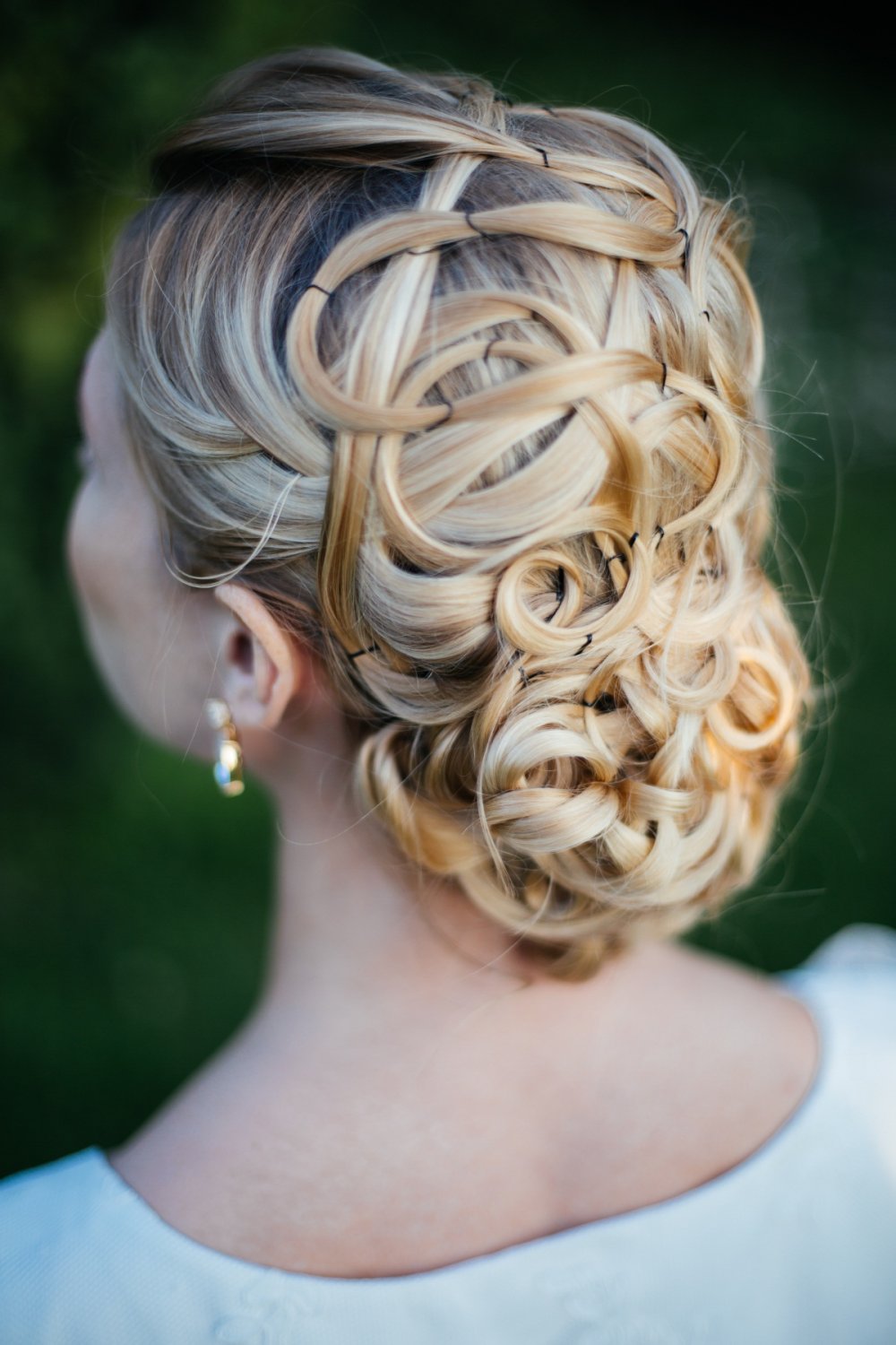 Макияж, прическа + репетиция 10 000 руб.