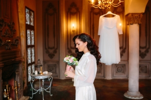 Свадебный макияж со стрелками